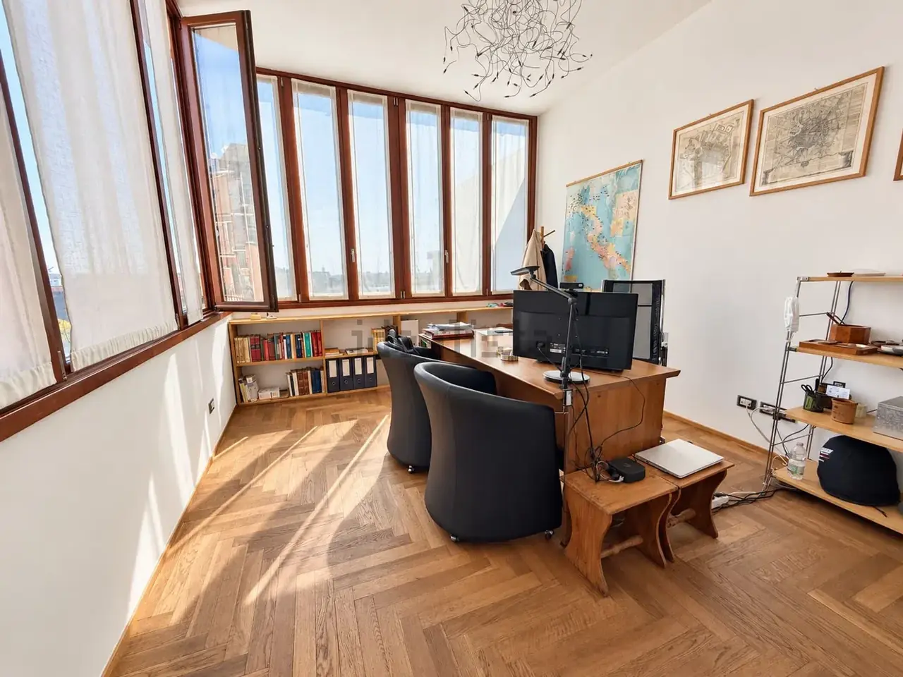 Ufficio privato Viale Regina Margherita 28, Viale Regina Margherita 28 · Cinque Giornate - Cadore · Milano